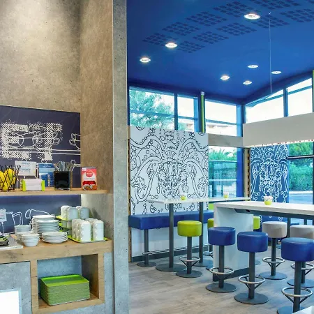 Ibis Budget Sud Pres D'arenes Ξενοδοχείο