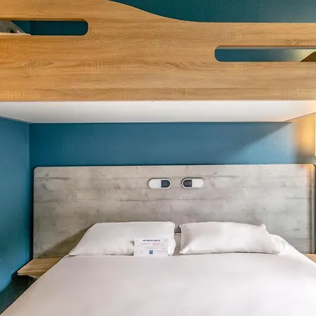 Ibis Budget Sud Pres D'arenes מלון 2*
